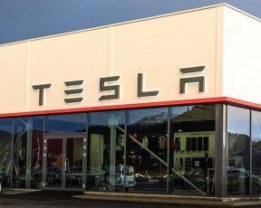 Tesla Motors salon – a new project in Norway